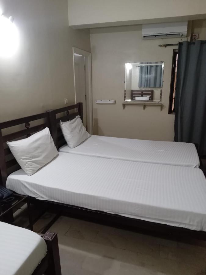 New Hotel Chilton Karachi Ngoại thất bức ảnh